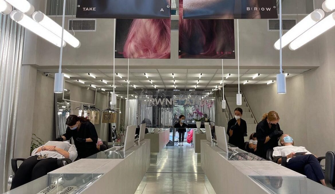 Το BRWNE Brow Bar συνεχίζει με μεγάλη επιτυχία τα σεμινάρια BRWNE TRAINING LAB