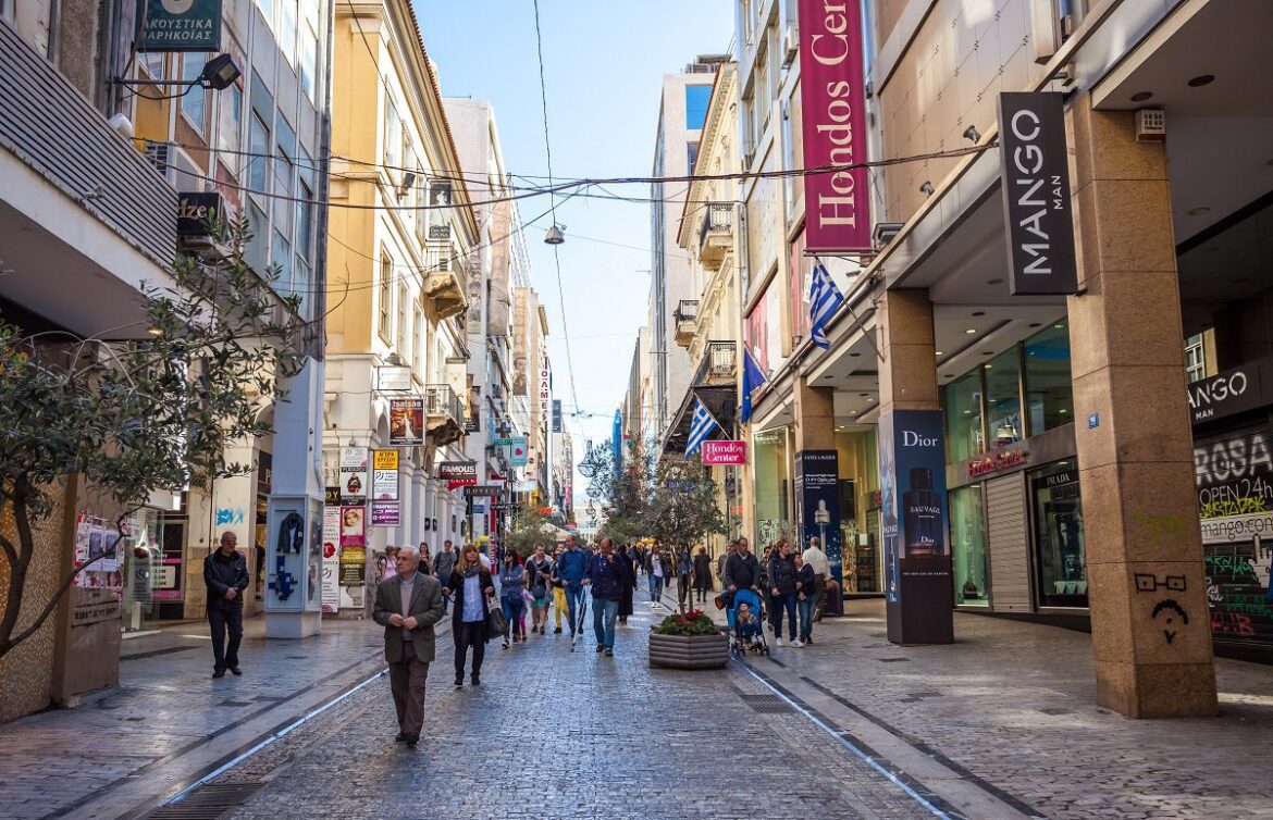 ΕΣΕΕ: Συνεχίζονται οι τάσεις συγκέντρωσης στο εμπόριο – Μείωση της απασχόλησης κατά 3,5%